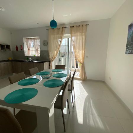 Sunshine Apartments Mellieha - Modern Three Bedroom Apartment - Apt No 2 Exteriér fotografie